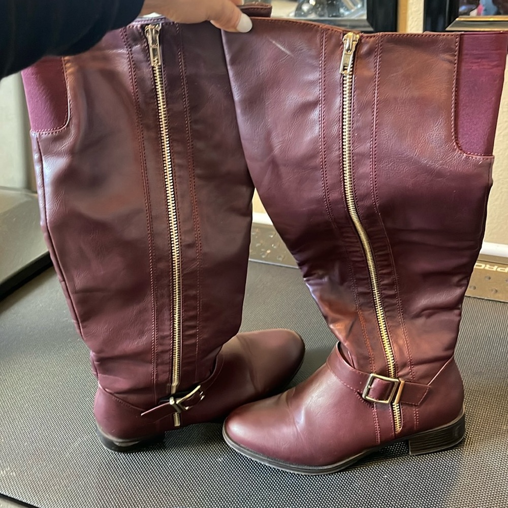 Super low stunning, 2 inch stiletto round two height boots